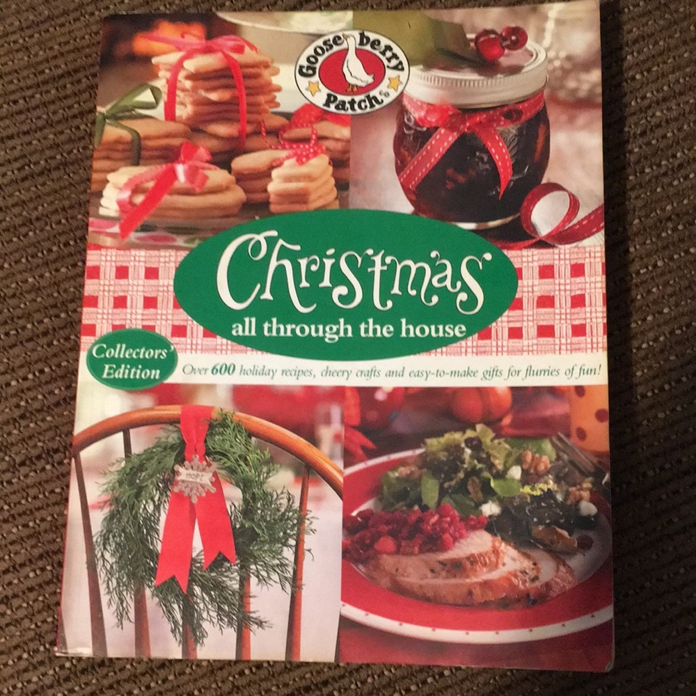 Goose berry Patch Christmas all through the house 2011 Book